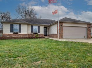 4868 W Portland St, Springfield, MO 65802