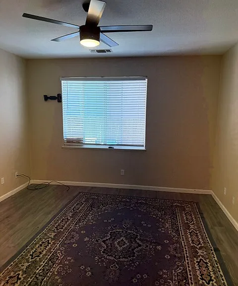 508 Lassen Way — Photo 10