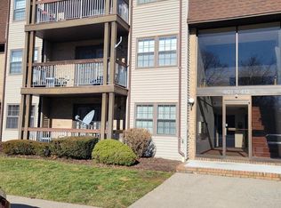 405 Newport Ct, Fords, NJ 08863