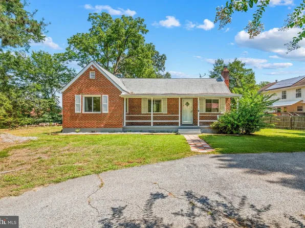 12814 Peace Dr, Fort Washington, MD 20744