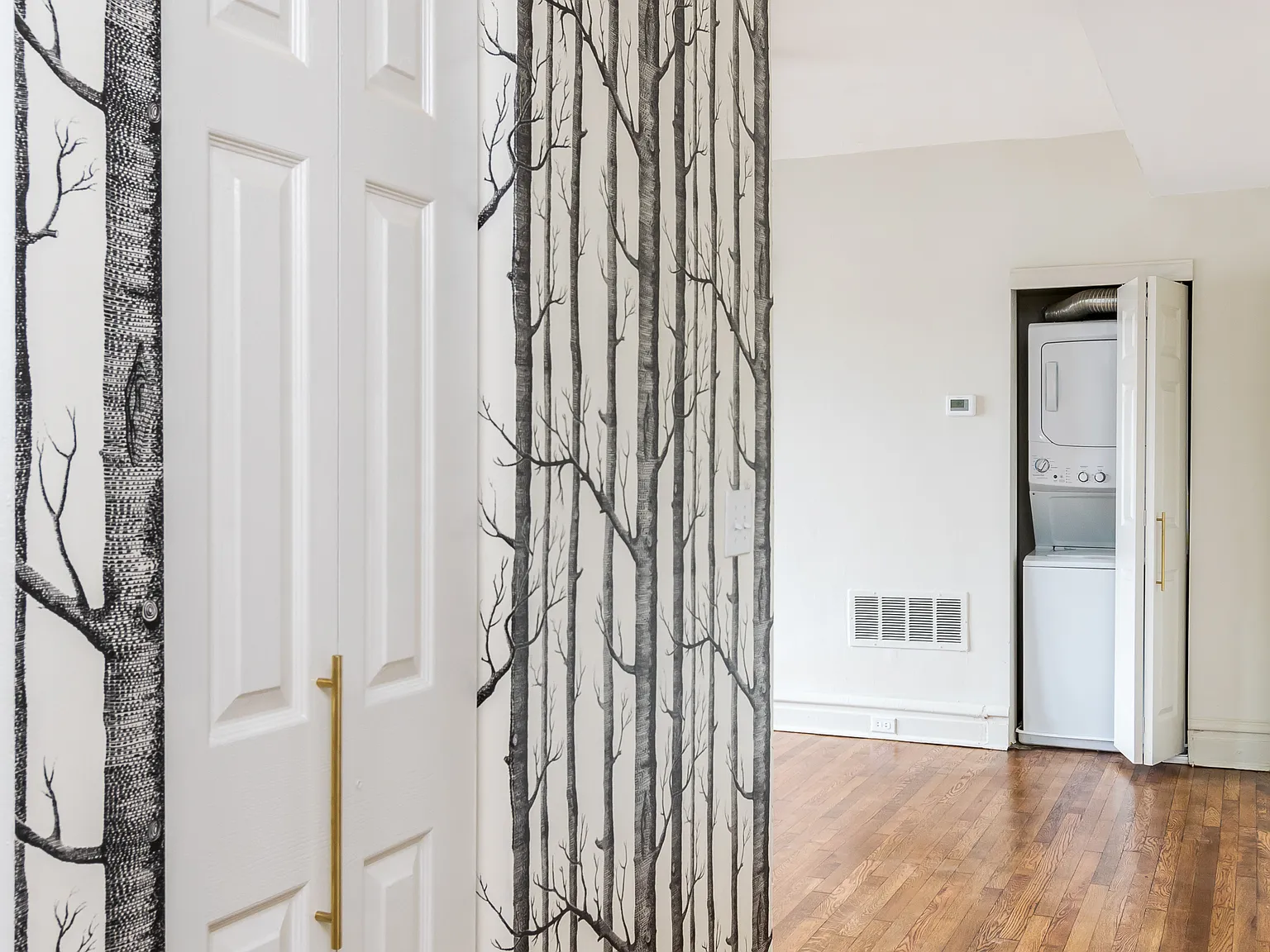 2 bed, 1000 sqft, $1,750 — Photo 4
