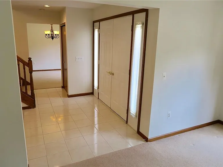 7233 Oakwood Dr — Photo 16