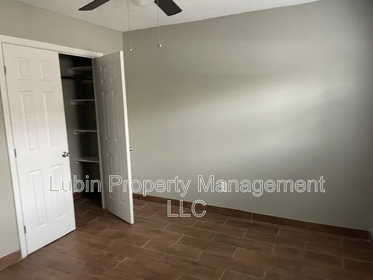 1616 Monroe Ave #7 — Photo 8