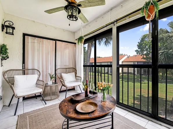 3358 Lucerne Park Drive #523, Greenacres, FL 33467
