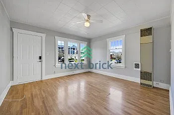 112 Wells Ave S — Photo 3