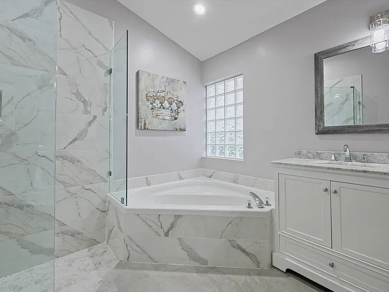 3689 Miramontes Cir — Photo 26