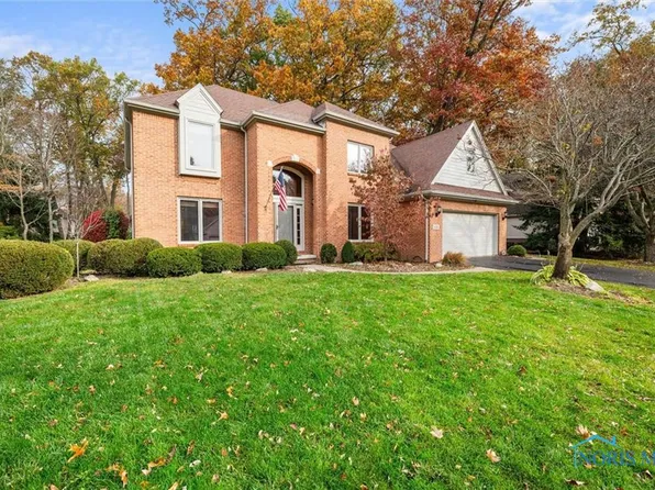 8538 Royal Birkdale Ln, Holland, OH 43528