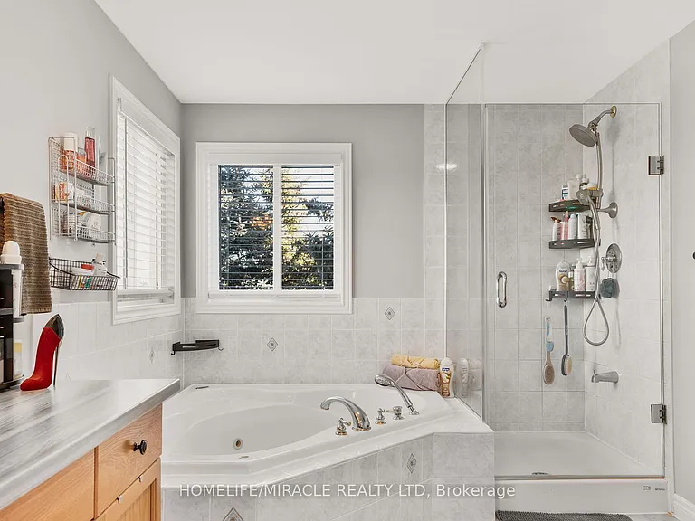 22 Devonleigh Dr — Photo 21