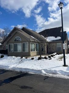 605 Turning Leaf Ln, Heath, OH, 43056