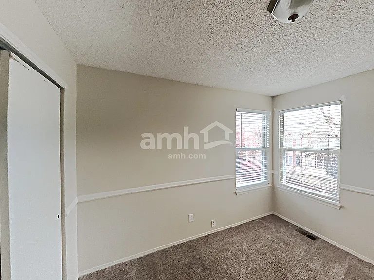 4261 Choke Cherry Ave — Photo 15