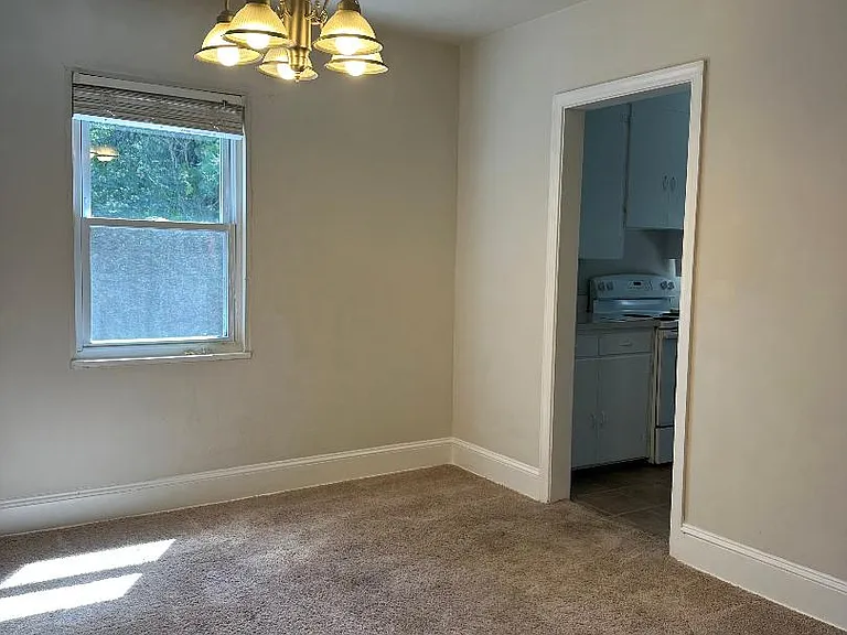 218 Granby Park #B — Photo 20