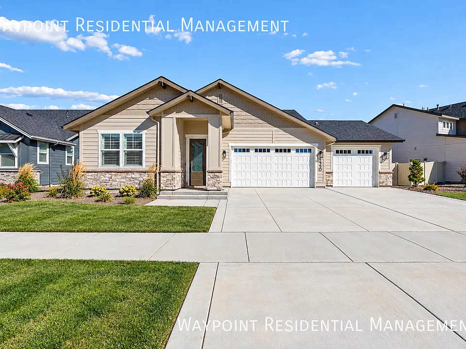 2330 E Monhegan Dr