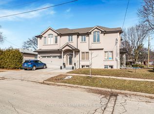 6 Griggsden Ave, Toronto, ON M9P2Z5