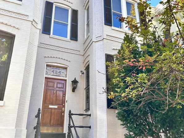 434 & 1/2 6th St NE, Washington, DC 20002