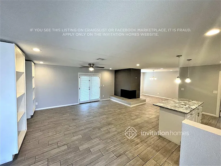 943 E Manhatton Dr — Photo 6