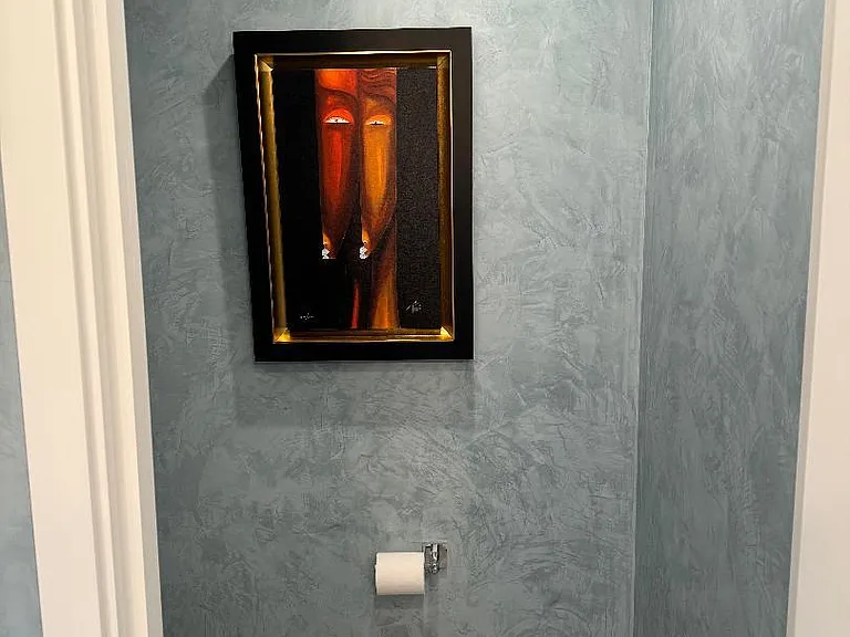 Separate WC room in master bathroom