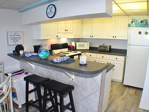 5th image of 6905 Thomas Dr Unit 711
