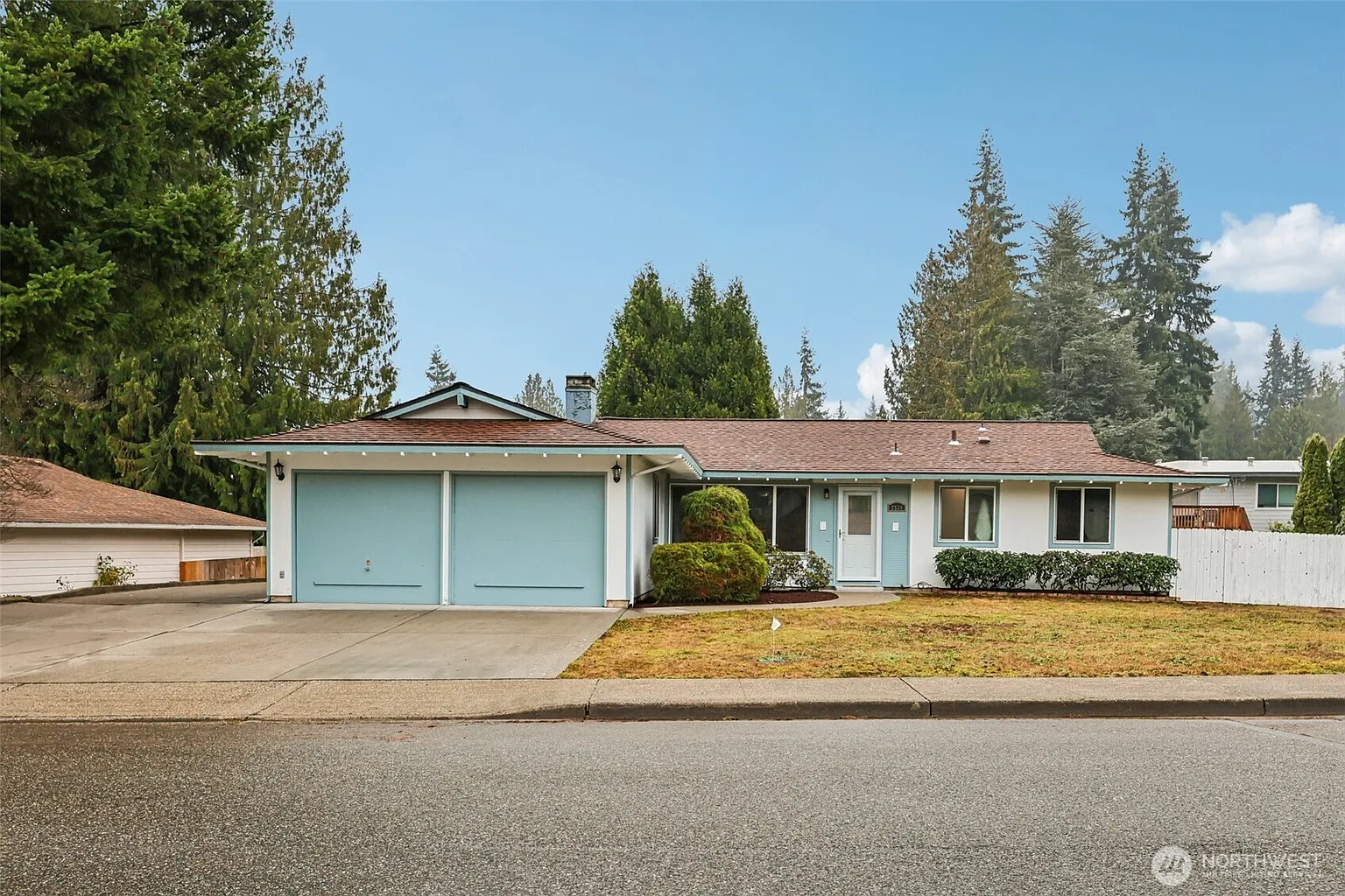 2530 Panaview Boulevard photo 1