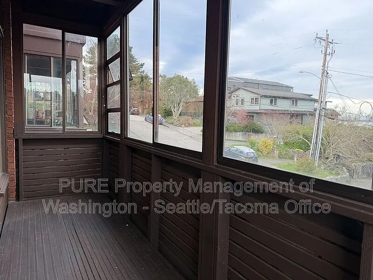 6609 SW Admiral Way — Photo 22