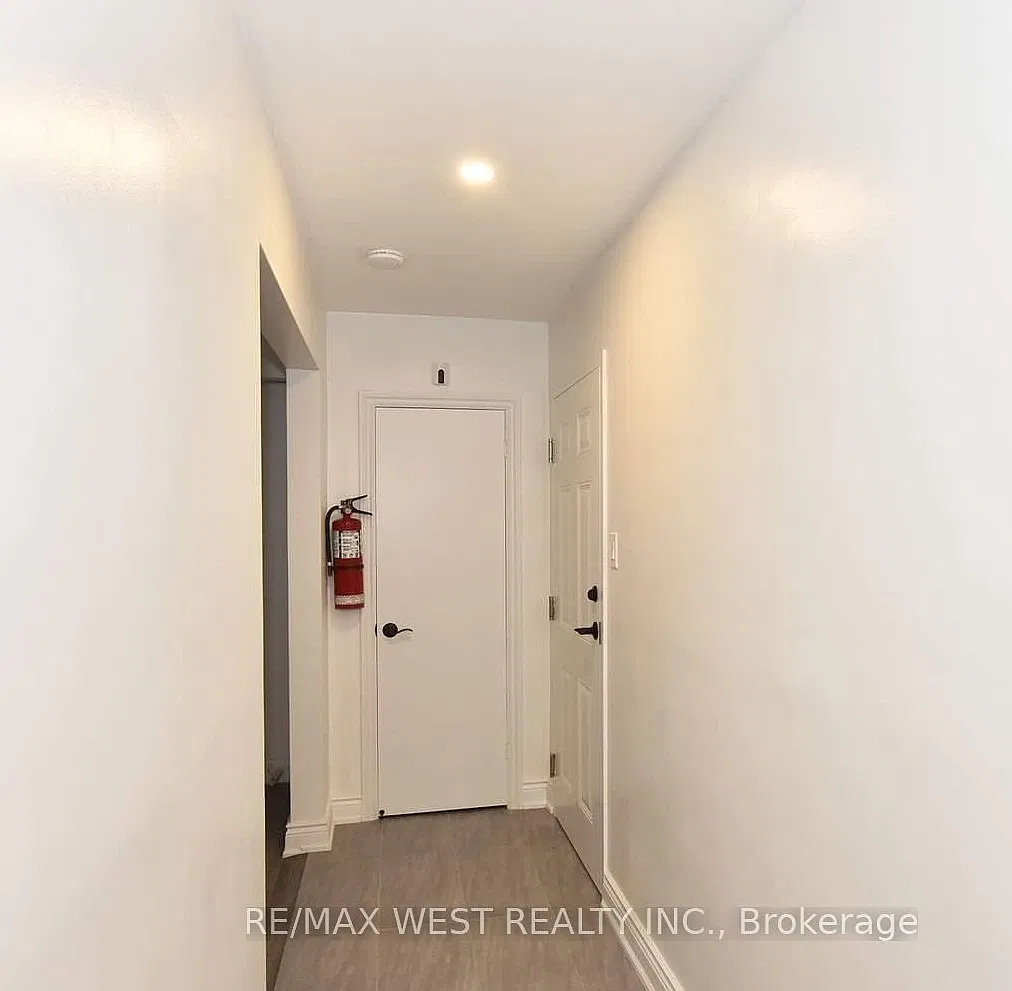 2 bed, $2,700 — Photo 4