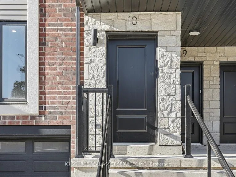 2 Slessor Blvd #10 — Photo 2