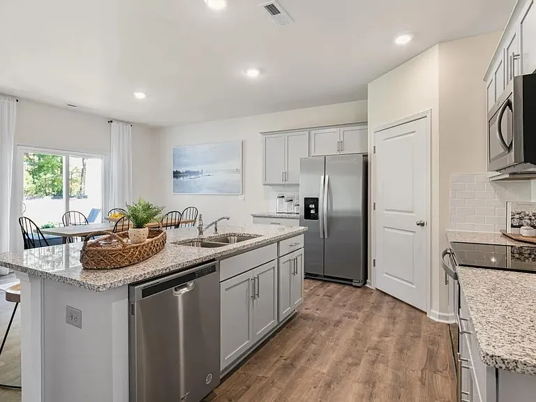 151 David Hill Dr — Photo 5