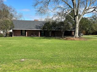 311 Interlaken Dr, New Iberia, LA 70563