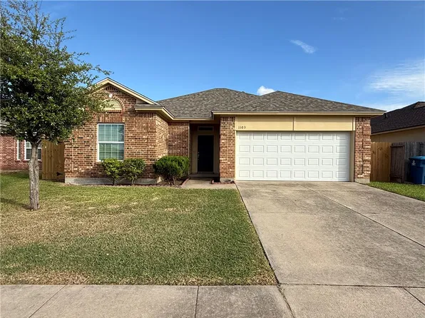 1103 Livermore St, Portland, TX 78374