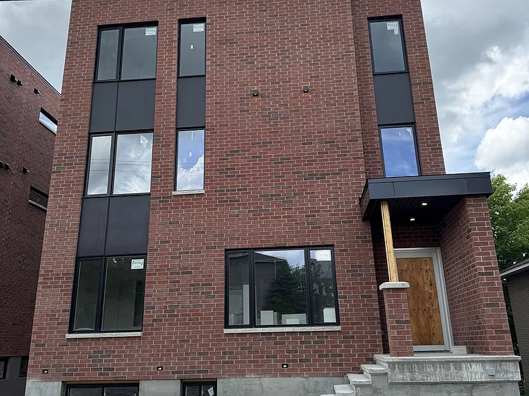 1301 Dorchester Ave #3 — Photo 8