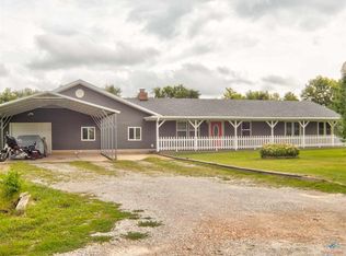 1305 Airpark Rd, Sedalia, MO 65301