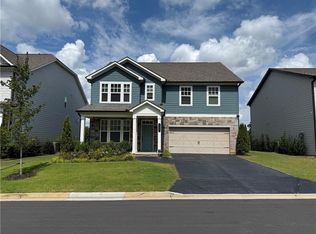 207 Foxhill Dr, Dawsonville, GA 30534