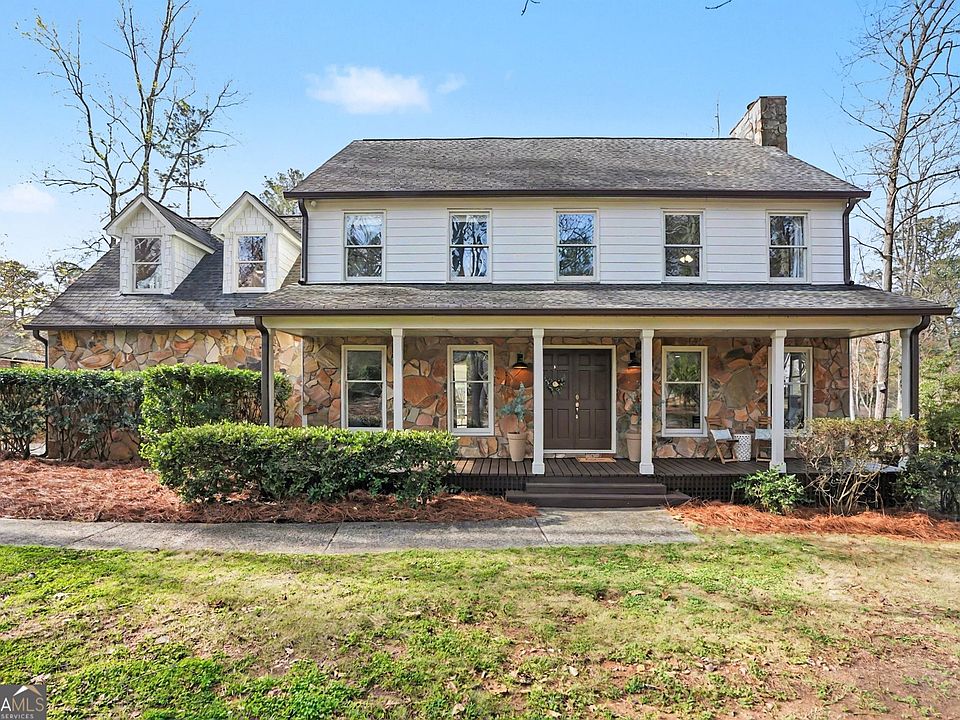 1st image of 100 Fieldstone Ln