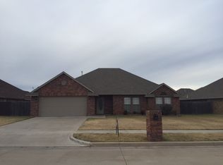 2205 SW 55th St, Lawton, OK 73505