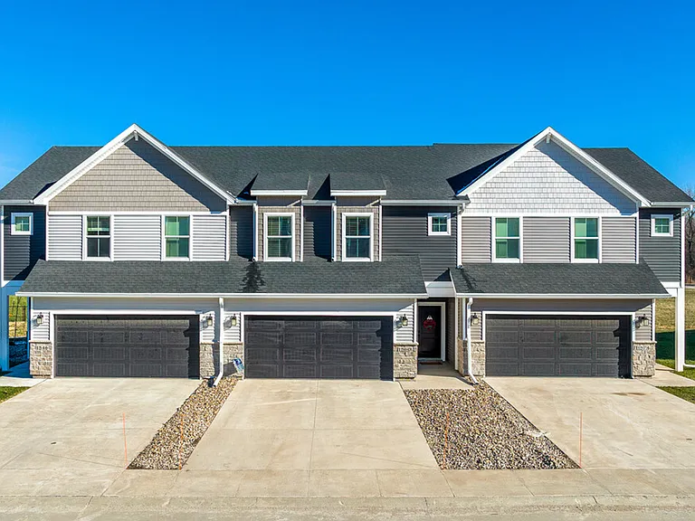 Grand Valley Townhomes — Photo 23