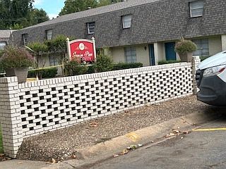 4th image of 2213 Linda Ln APT 9