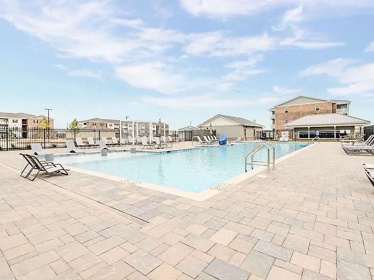 Whispering Pointe Apartments — Photo 18