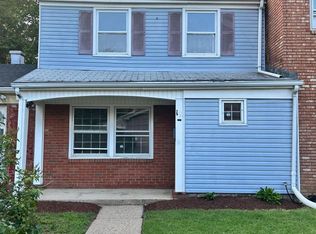 12 Ridgewood Pl, Willingboro, NJ 08046