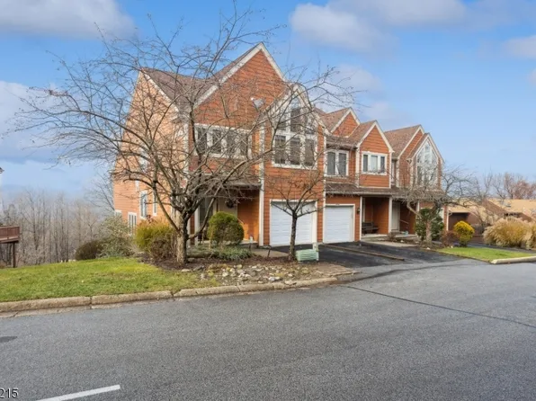 3 Wimbledon Dr 1 #1, Vernon Twp., NJ 07462