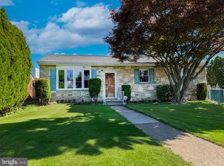 2125 Lott Ave, Philadelphia, PA 19115