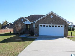 138 Payton Ln, Grant, AL 35747