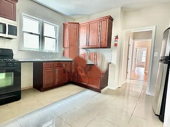 2nd image of 90 N 15th St #6C