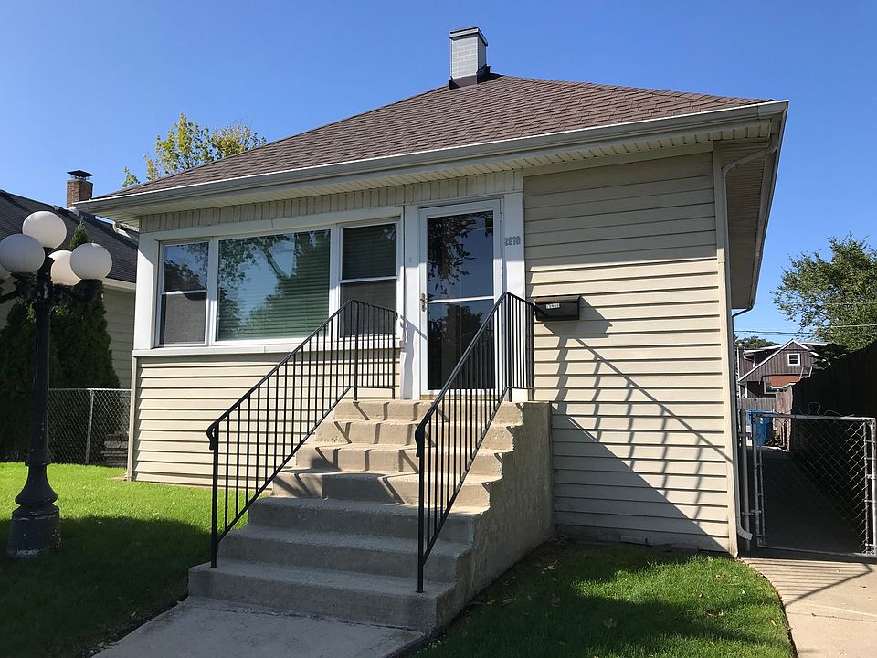 1st image of 2910 Rose St