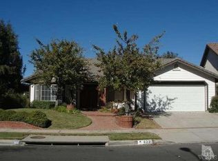 622 Azure Hills Dr, Simi Valley, CA 93065