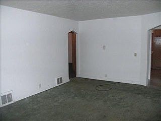 4th image of 328 S Independence Ave