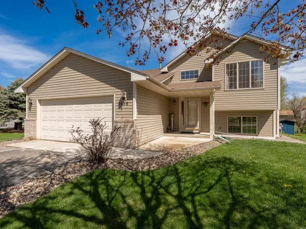 1105 Apgar St S, Shakopee, MN 55379