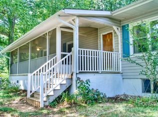 200 Frost Rd, Saluda, NC 28773