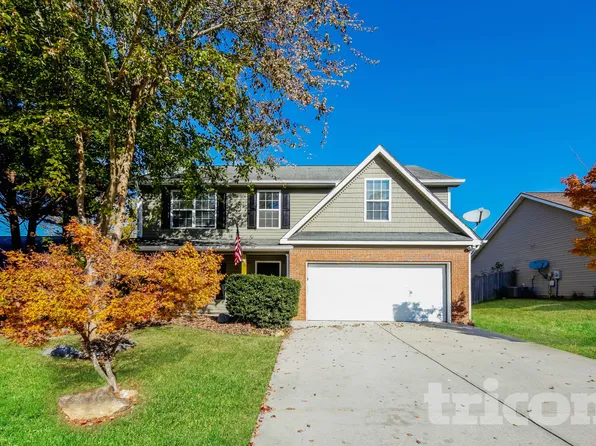 105 Remington Place Dr, Dallas, GA 30157