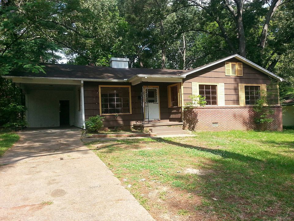2nd image of 2661 Hillside Dr