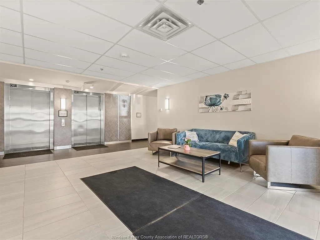 2 bed, $2,250 — Photo 4