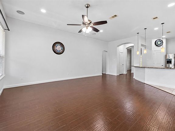 4th image of 8022 Durham Run Ln